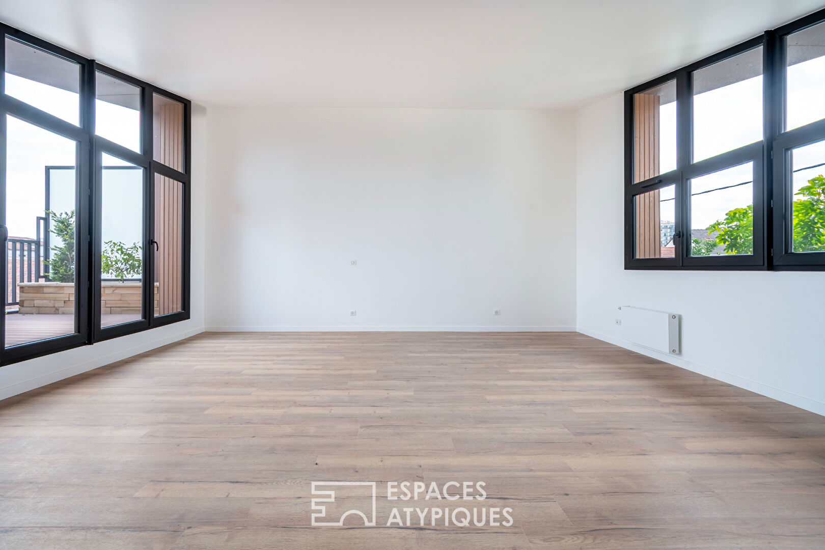Maison d’architecte verticale avec vues sur Paris