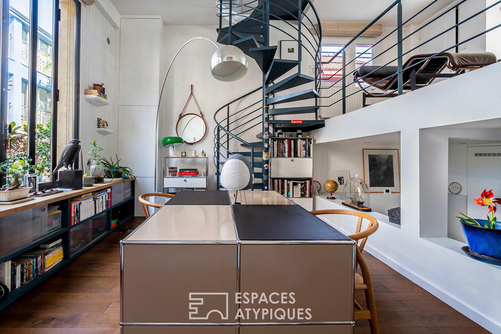 Maison-atelier confidentielle au coeur de la Villa Chadefaud