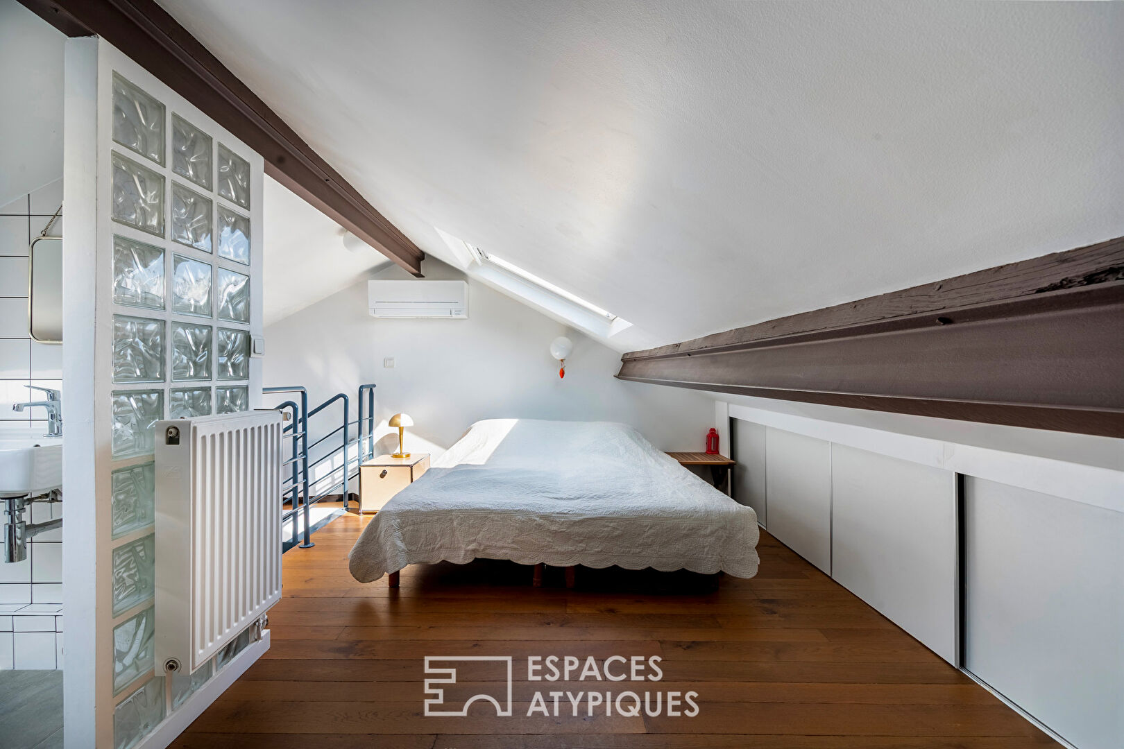 Maison-atelier confidentielle au coeur de la Villa Chadefaud