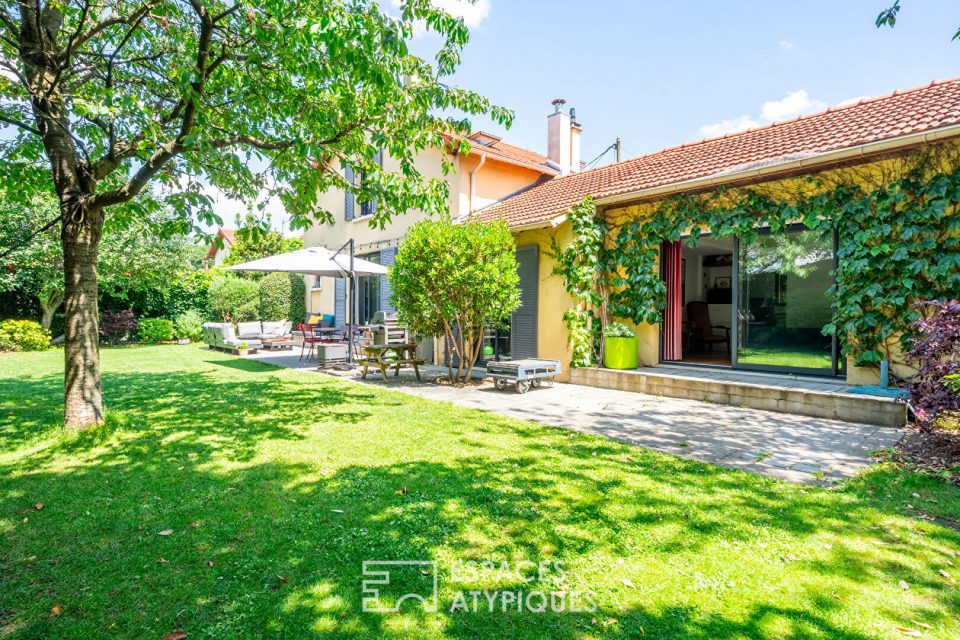 Maison de famille avec jardin arborée
