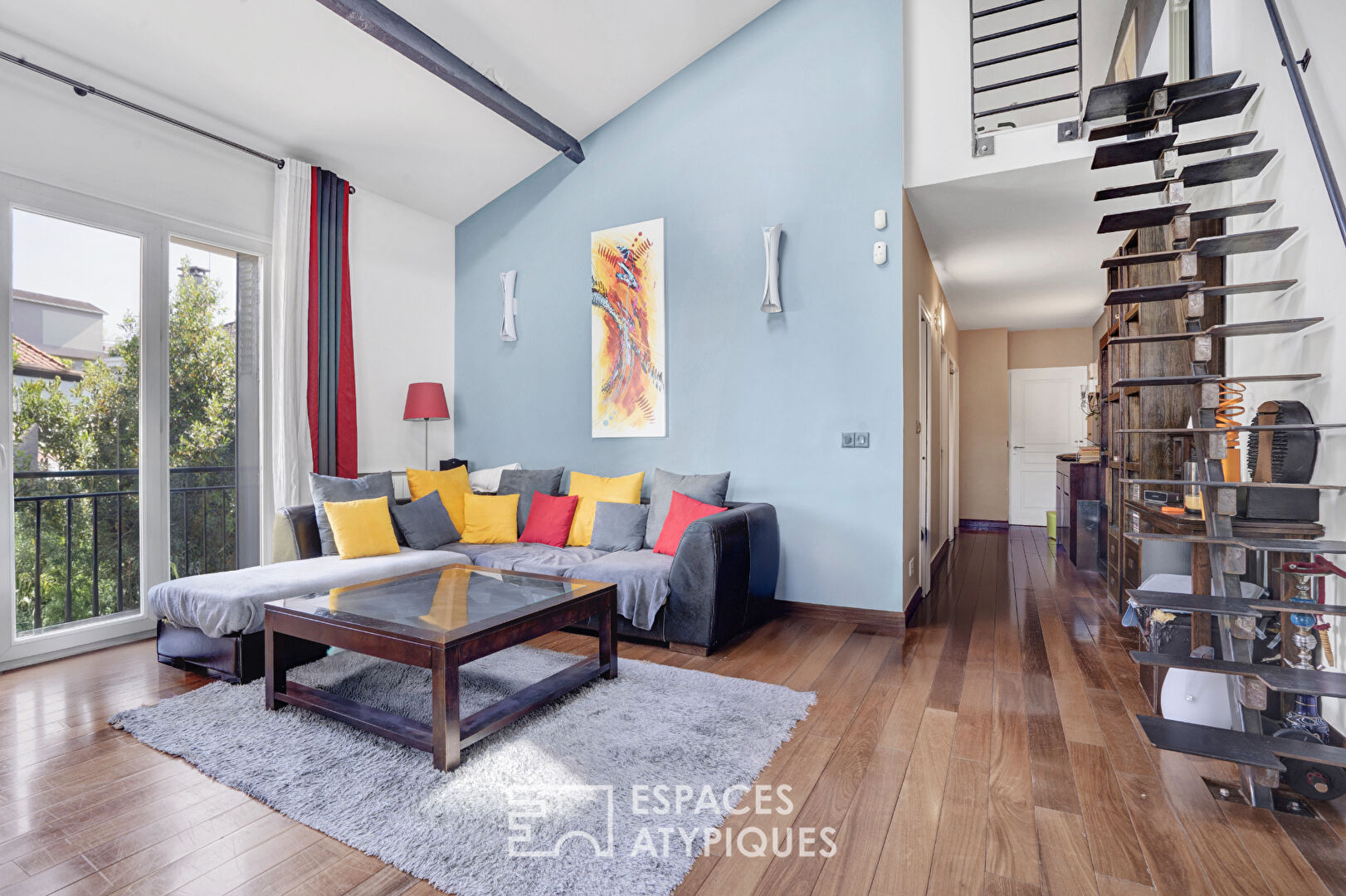 Duplex atypique avec terrasse