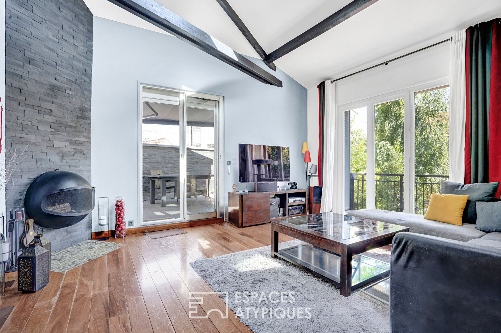 Duplex atypique avec terrasse