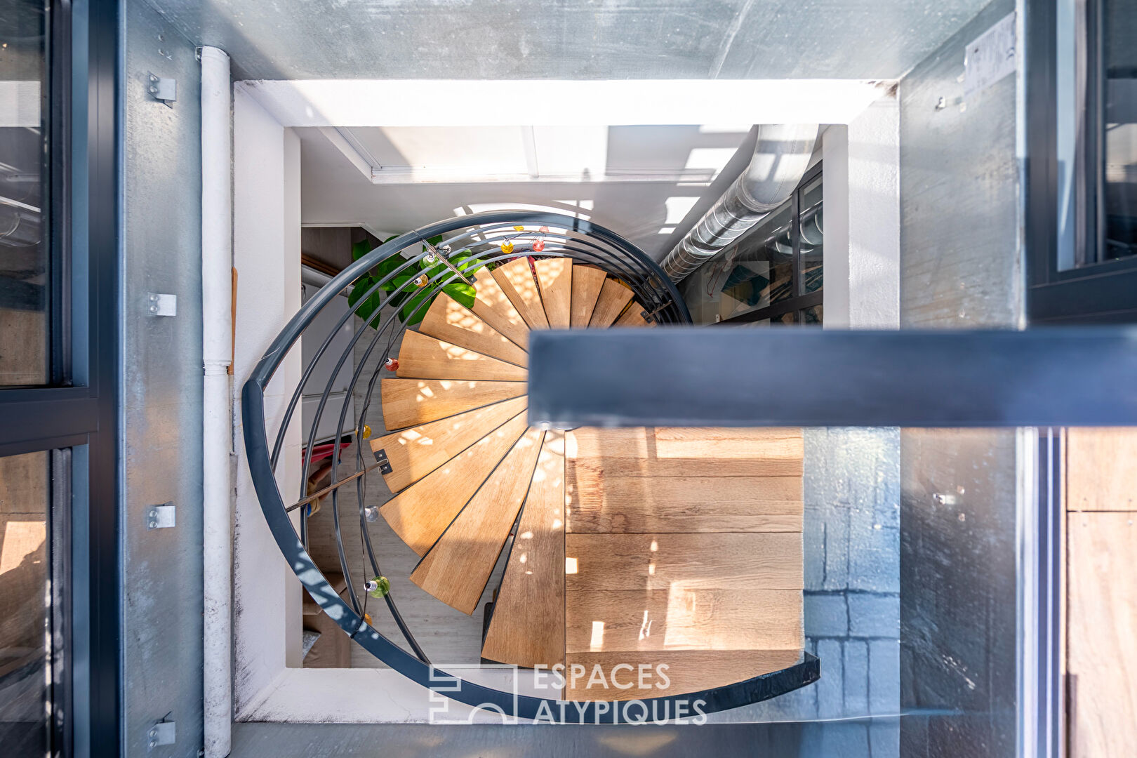 Top floor with rooftop and breathtaking view