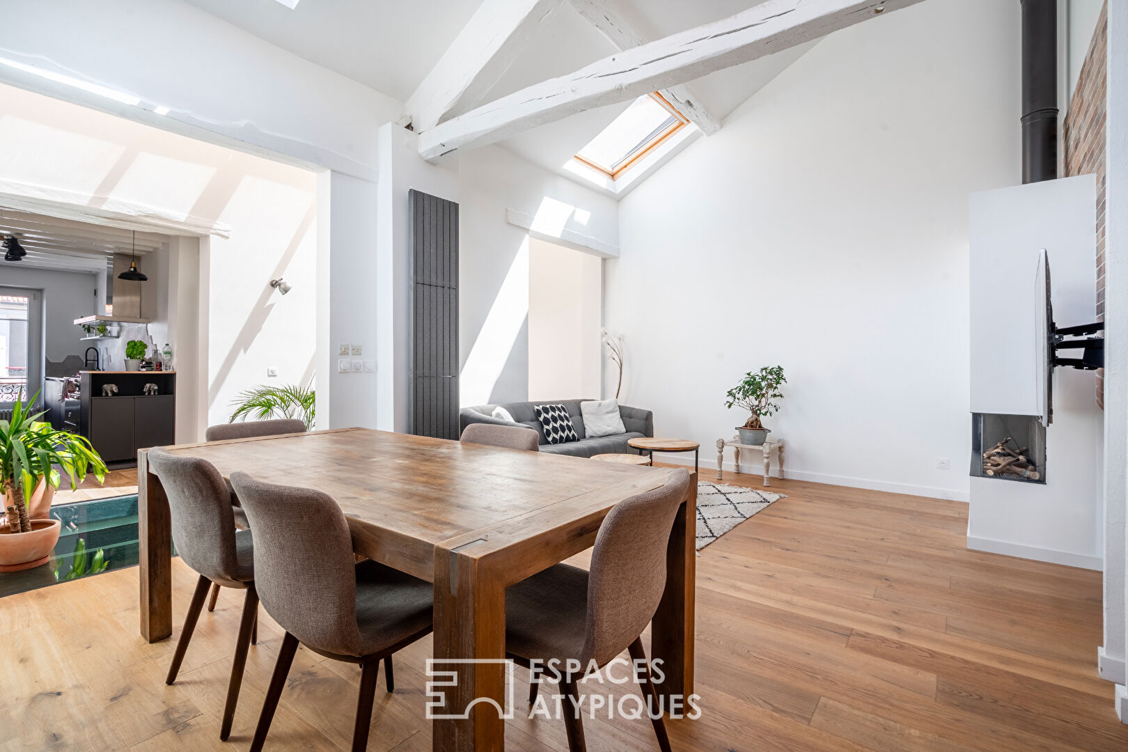 Loft contemporain en hyper centre