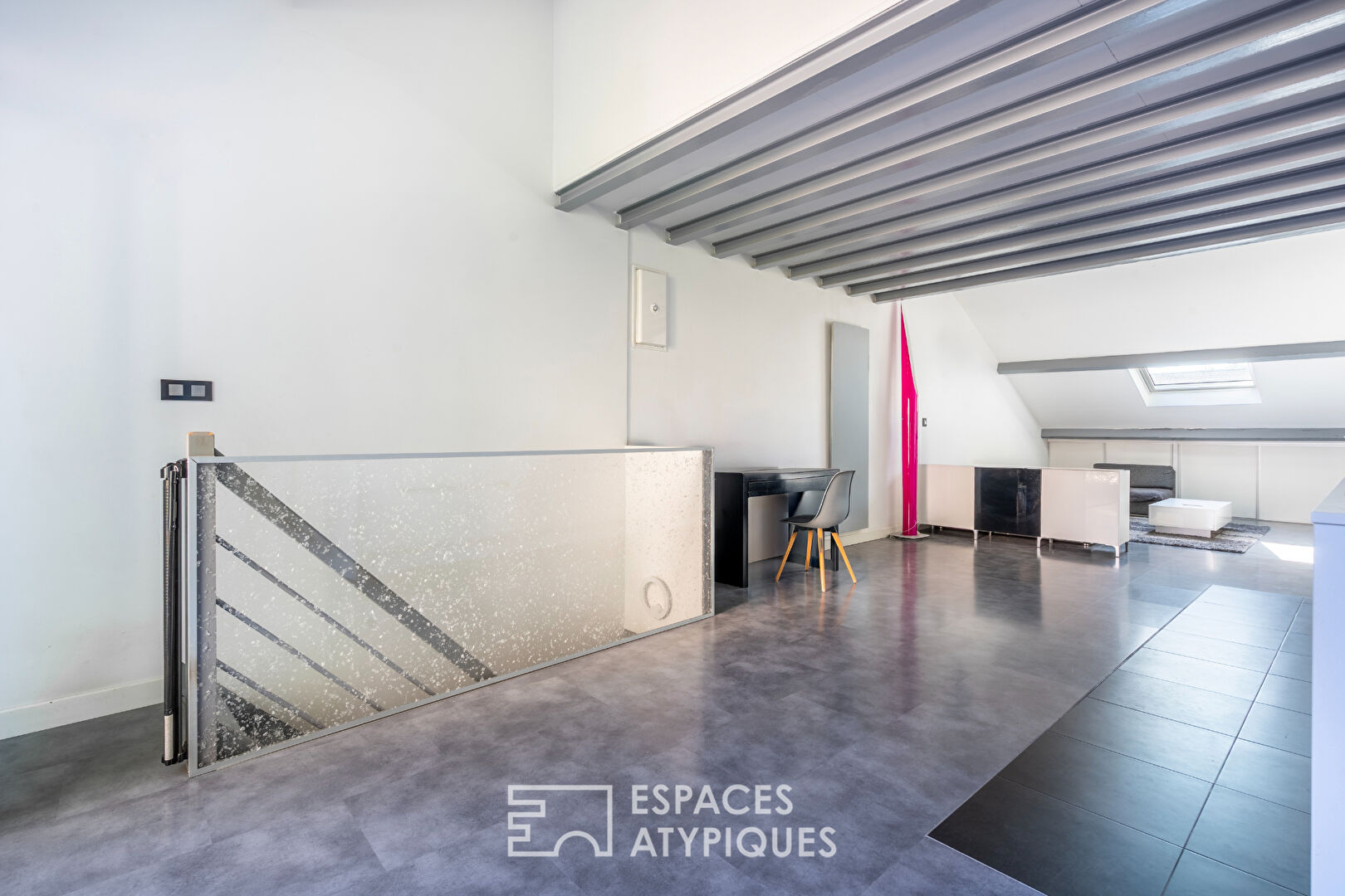 Duplex avec balcon en coeur de ville