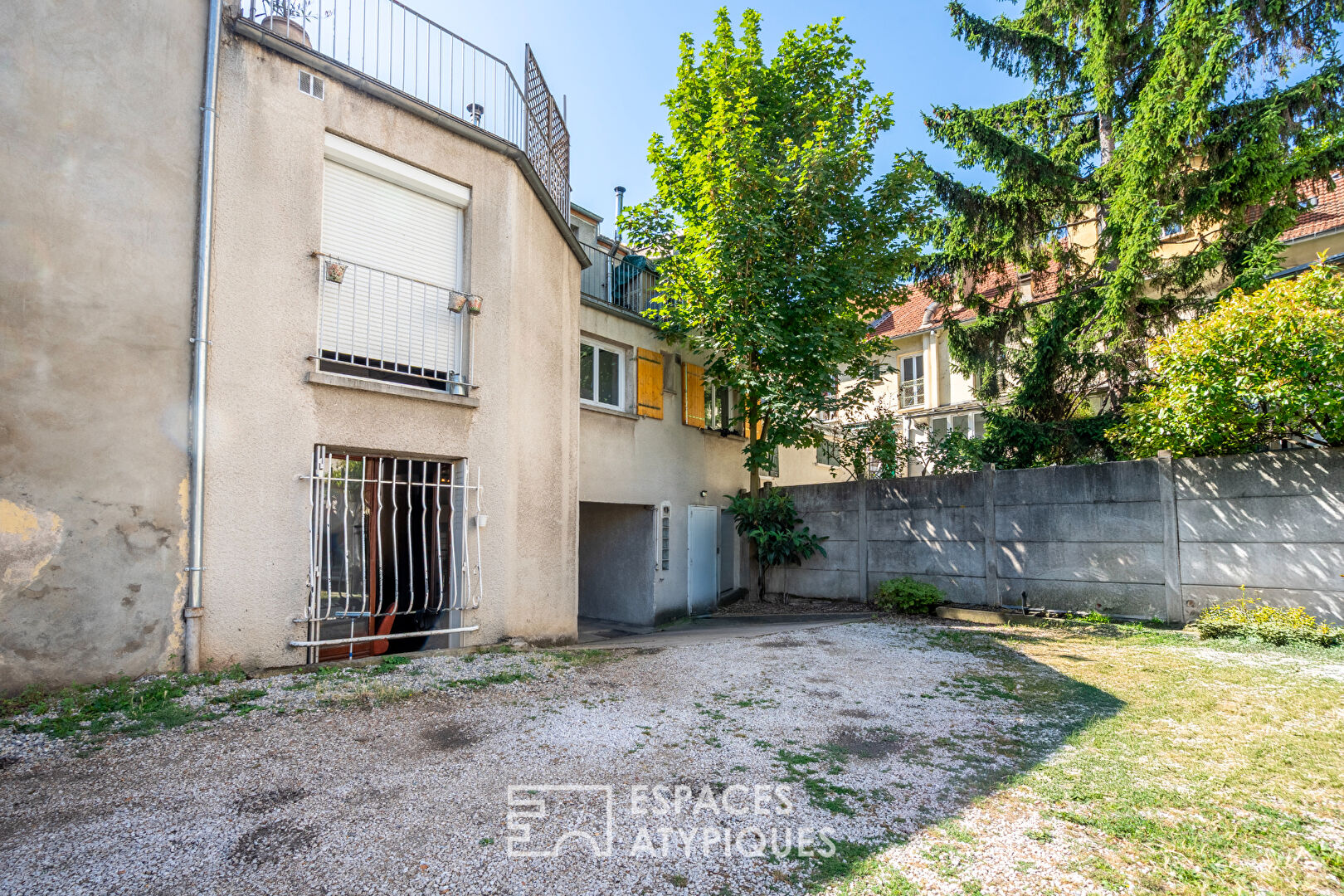 Duplex avec balcon en coeur de ville