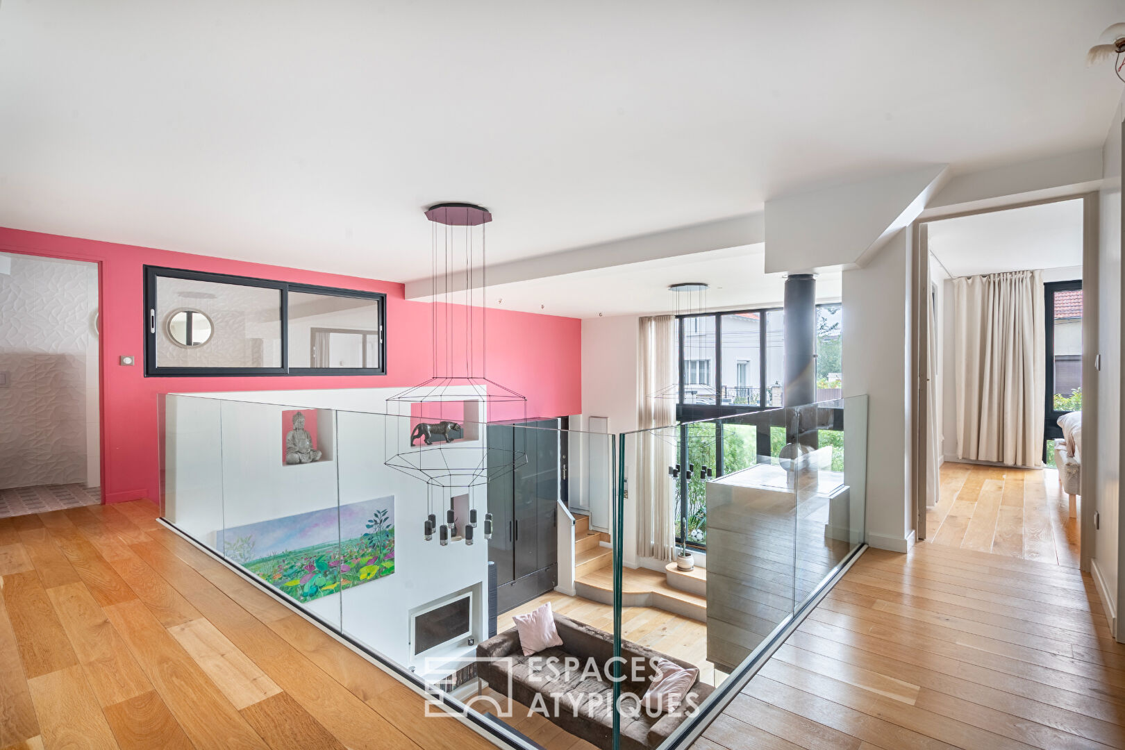 Loft au Charentonneau aux volumes spectaculaires