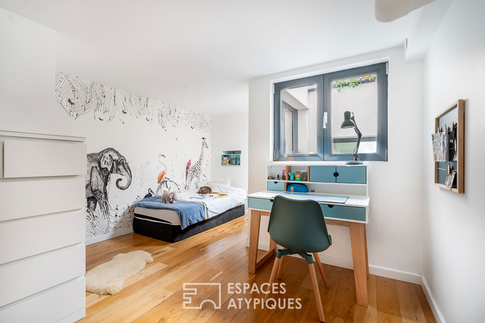 Loft au Charentonneau aux volumes spectaculaires