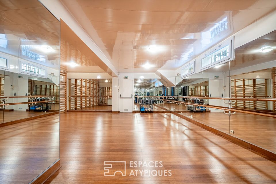 Maison familiale avec espace professionnel au Charentonneau