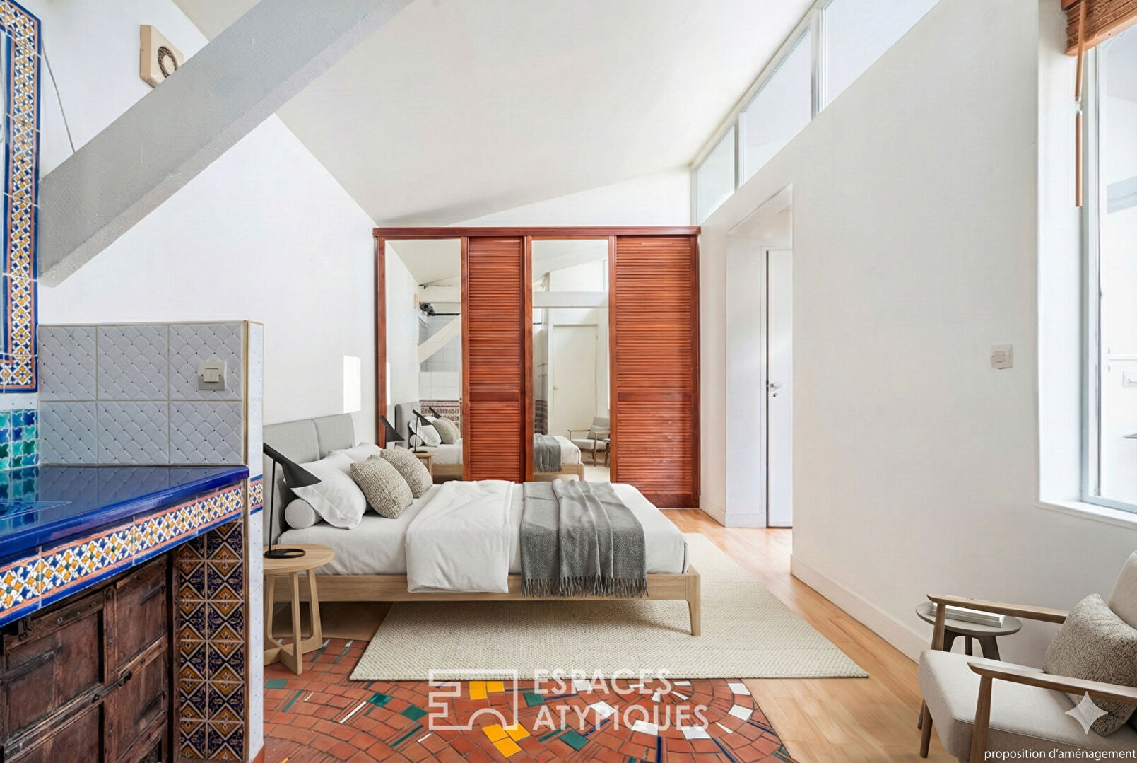 Duplex lumineux sous verrière à la lisière de Paris