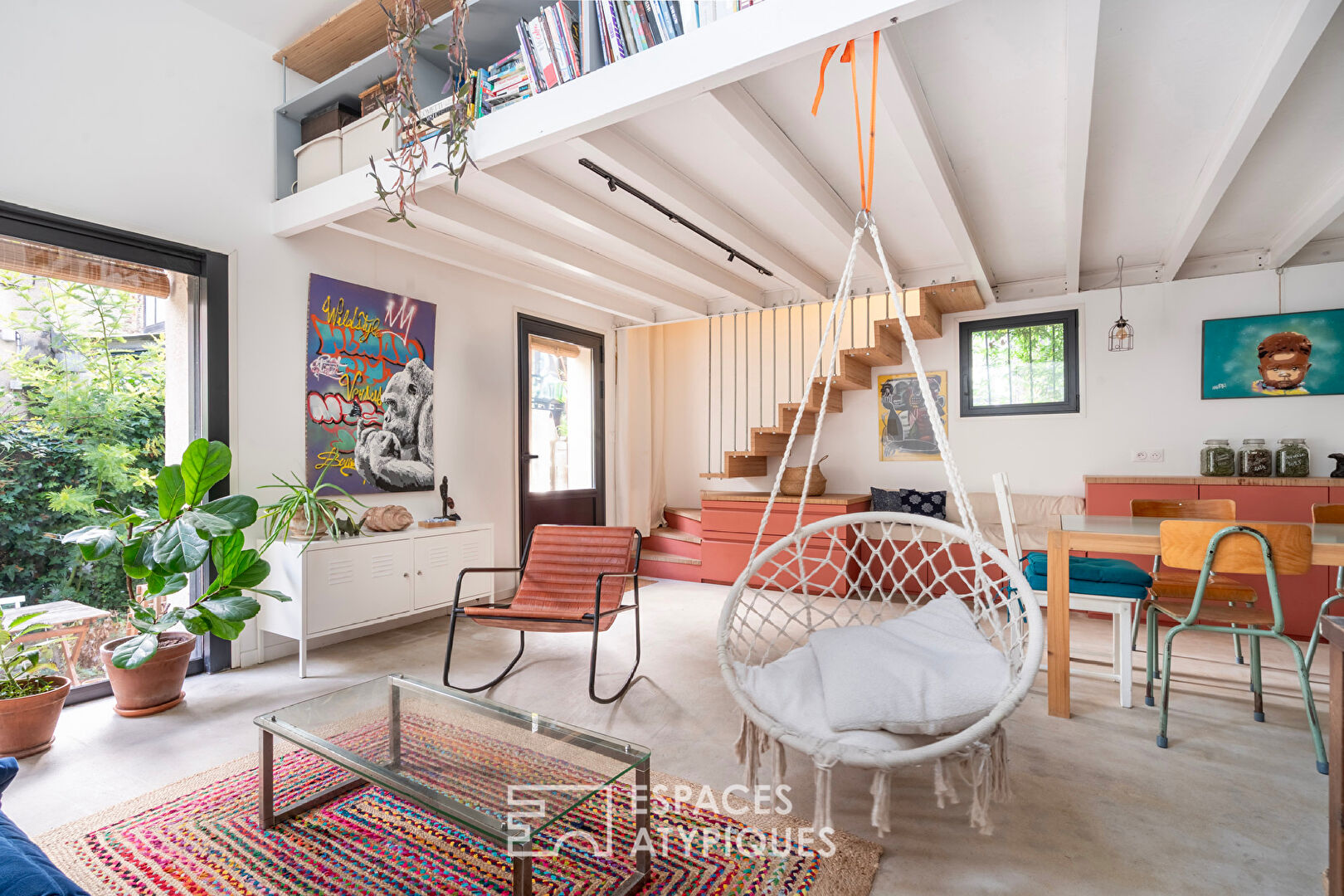 Maison d’architecte intimiste avec jardinet privatif