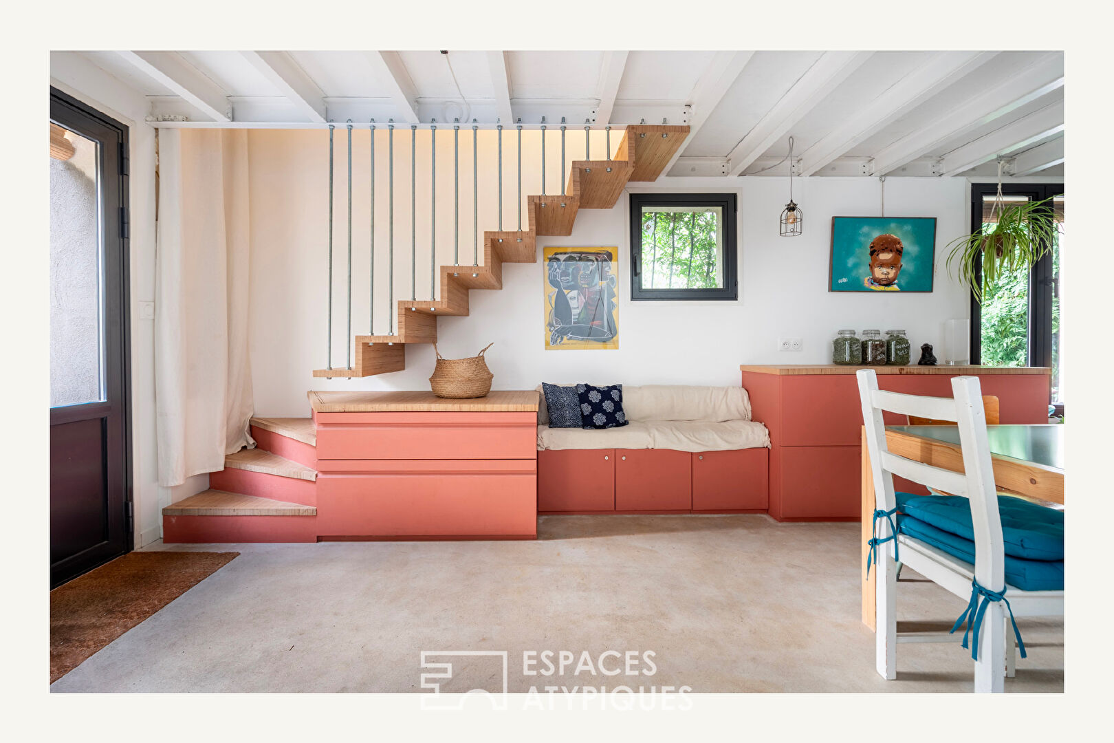 Maison d’architecte intimiste avec jardinet privatif