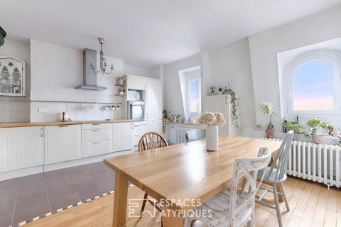 Dernier étage traversant avec vue sur le Bois de Vincennes