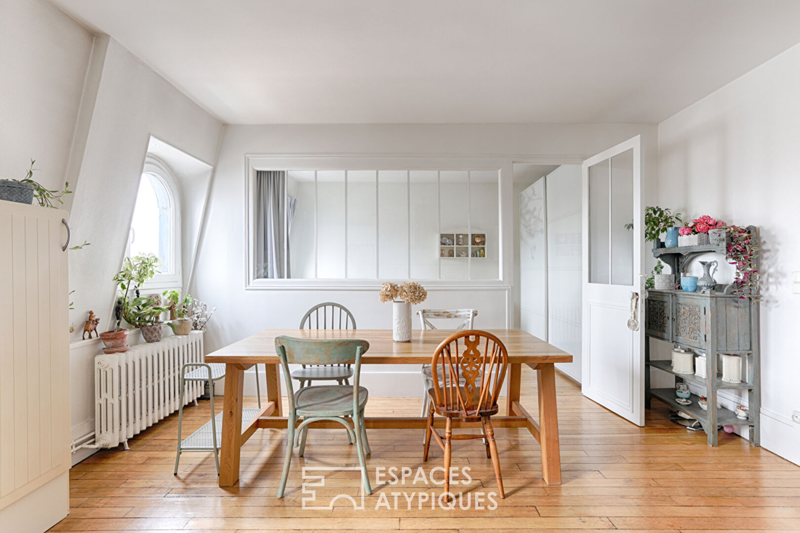 Dernier étage traversant avec vue sur le Bois de Vincennes