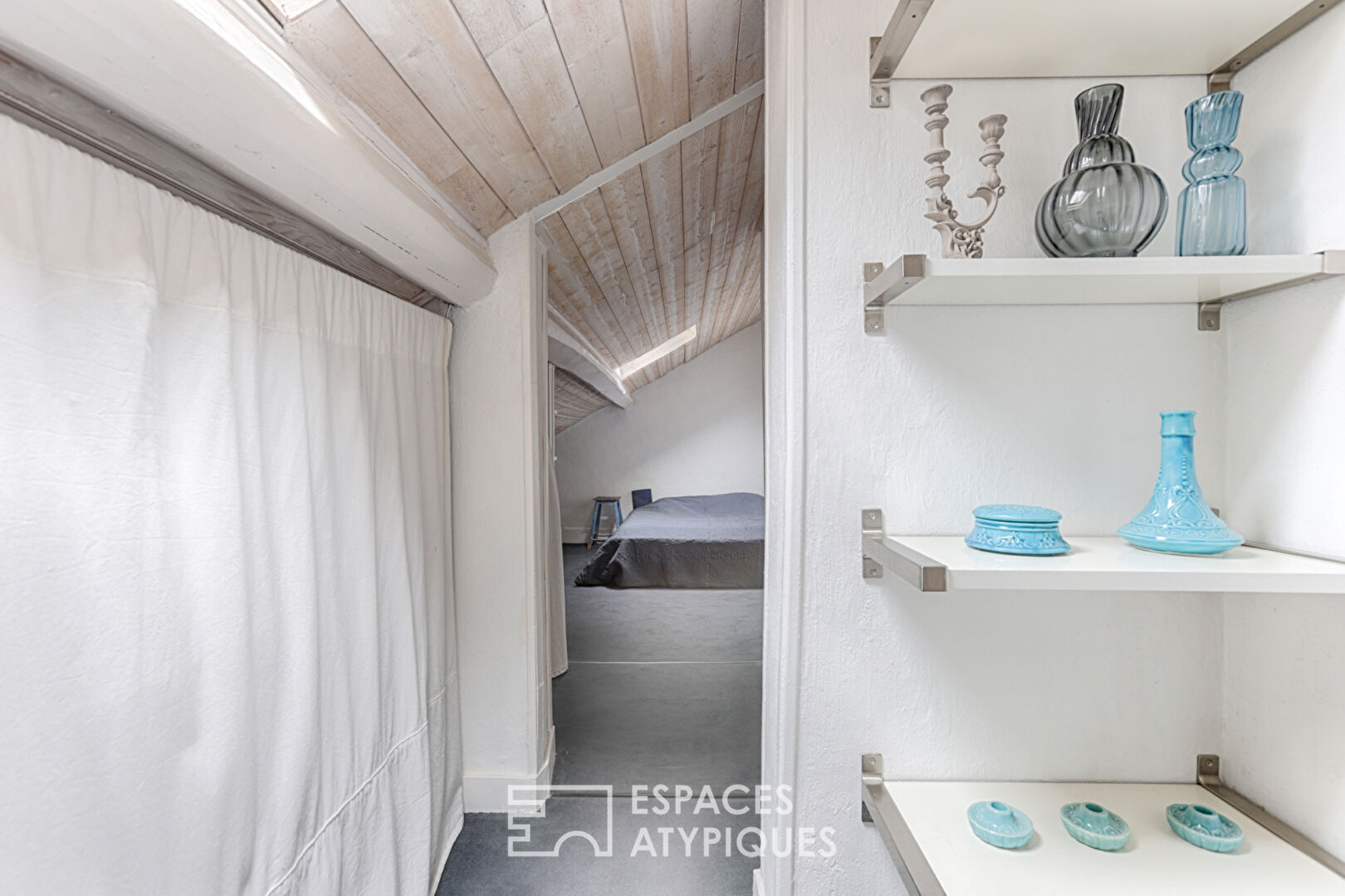 Dernier étage traversant avec vue sur le Bois de Vincennes