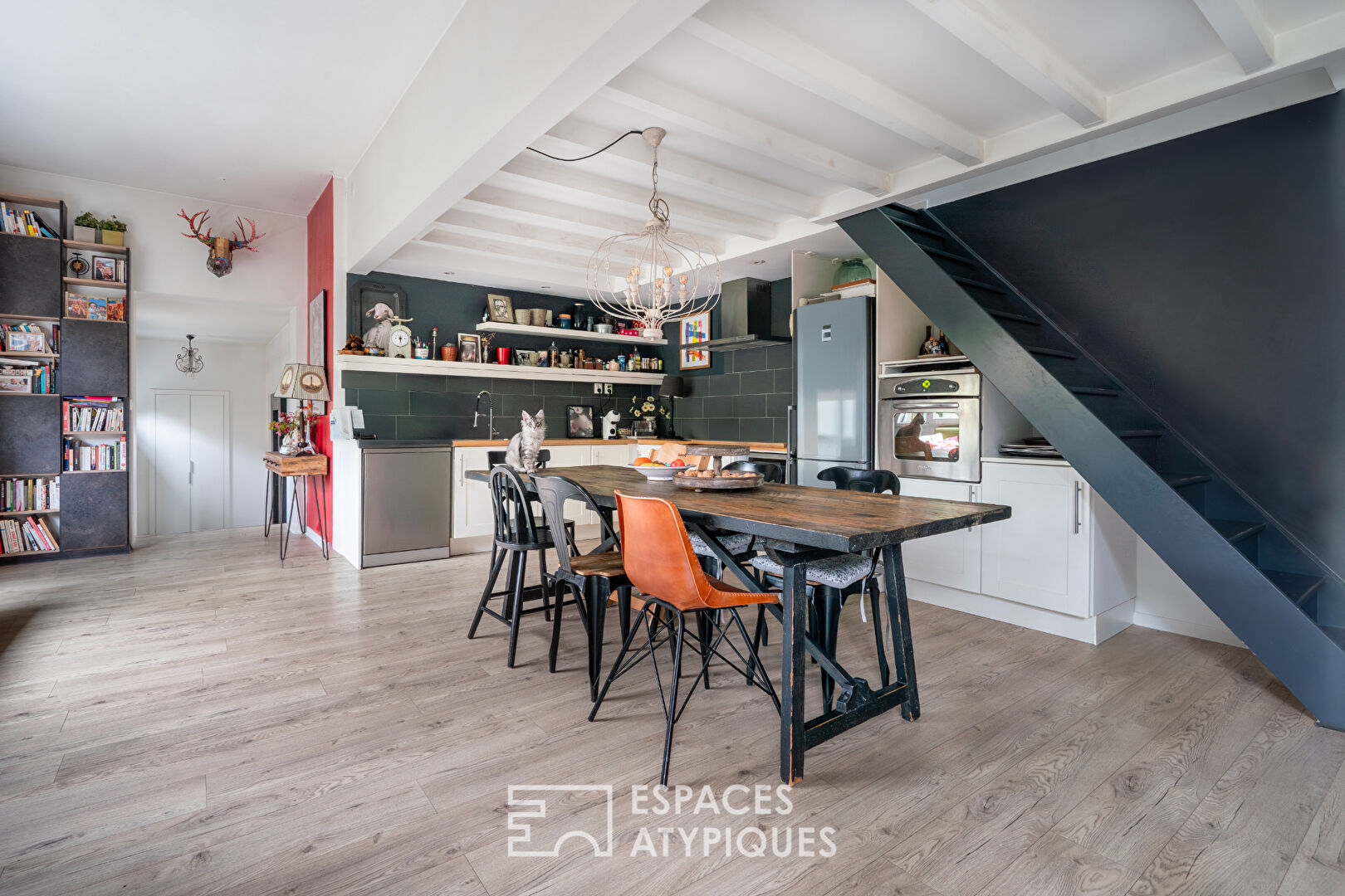 Maison de charme avec jardin et garage