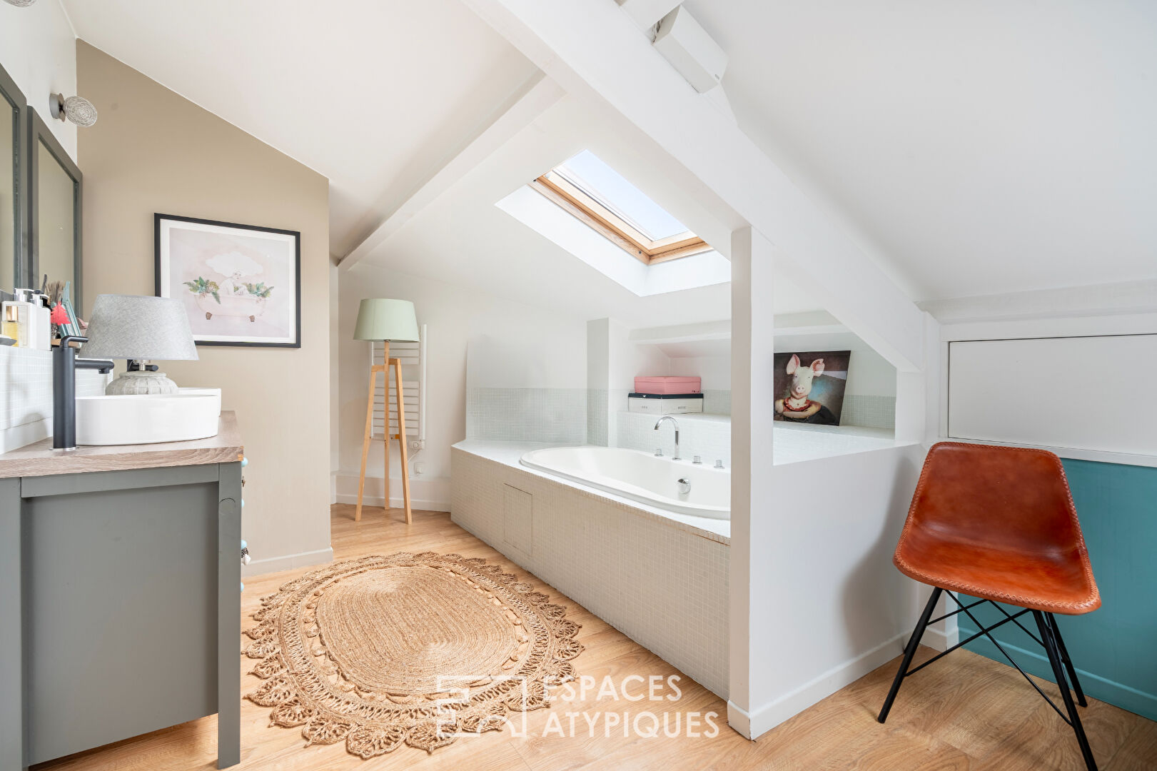 Maison de charme avec jardin et garage