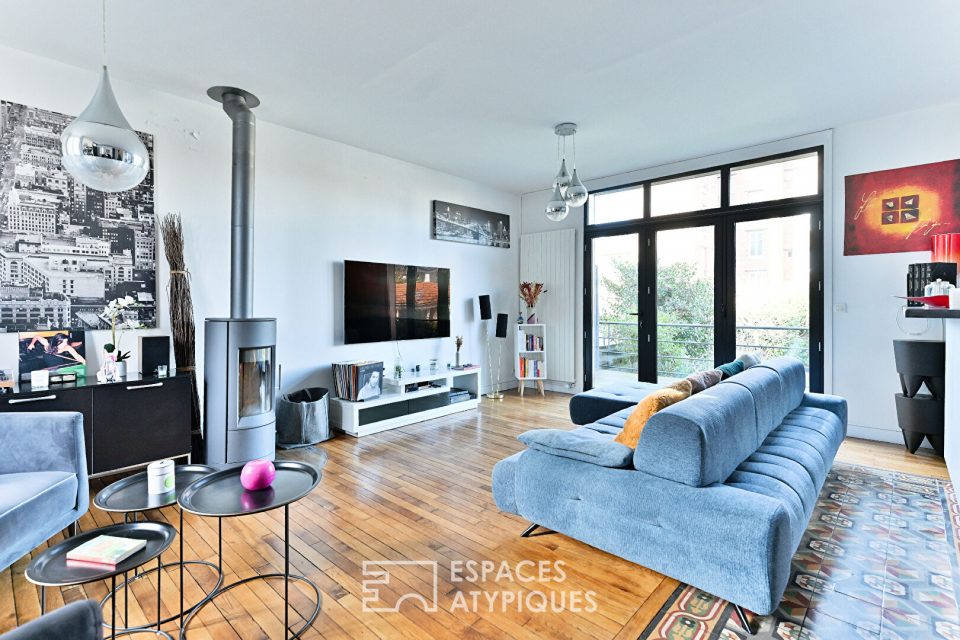 Meulière de charme avec terrasse et jardin en coeur de ville