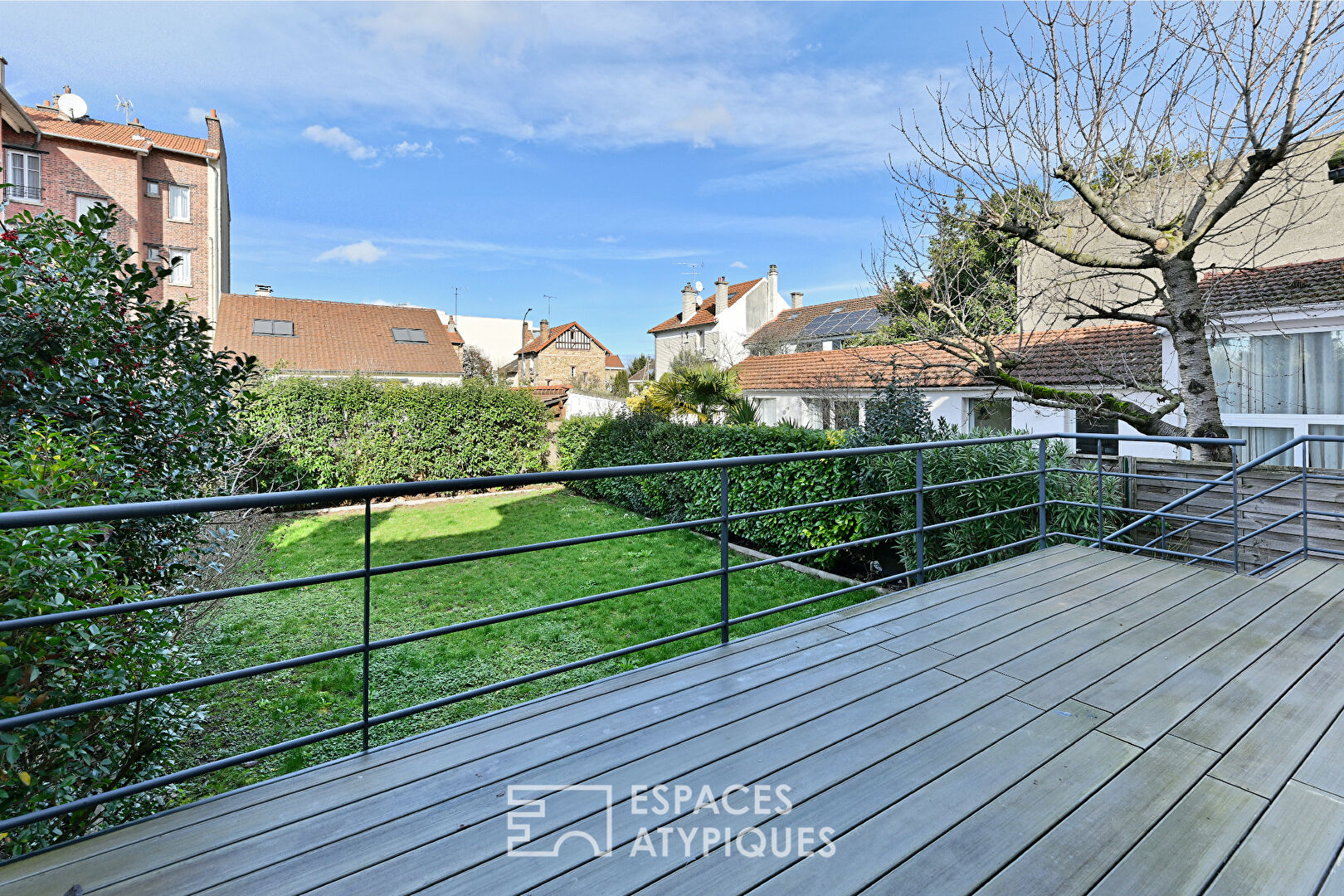 Maison de charme avec terrasse et jardin en cœur de ville