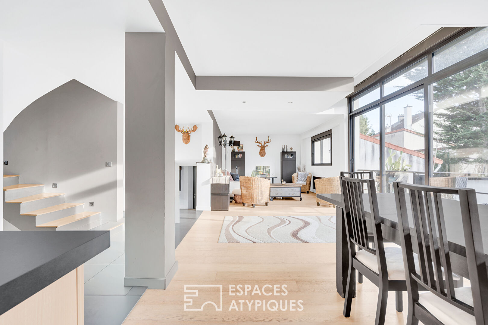 Maison familiale avec jardin et bureau indépendant dans le quartier des Fleurs