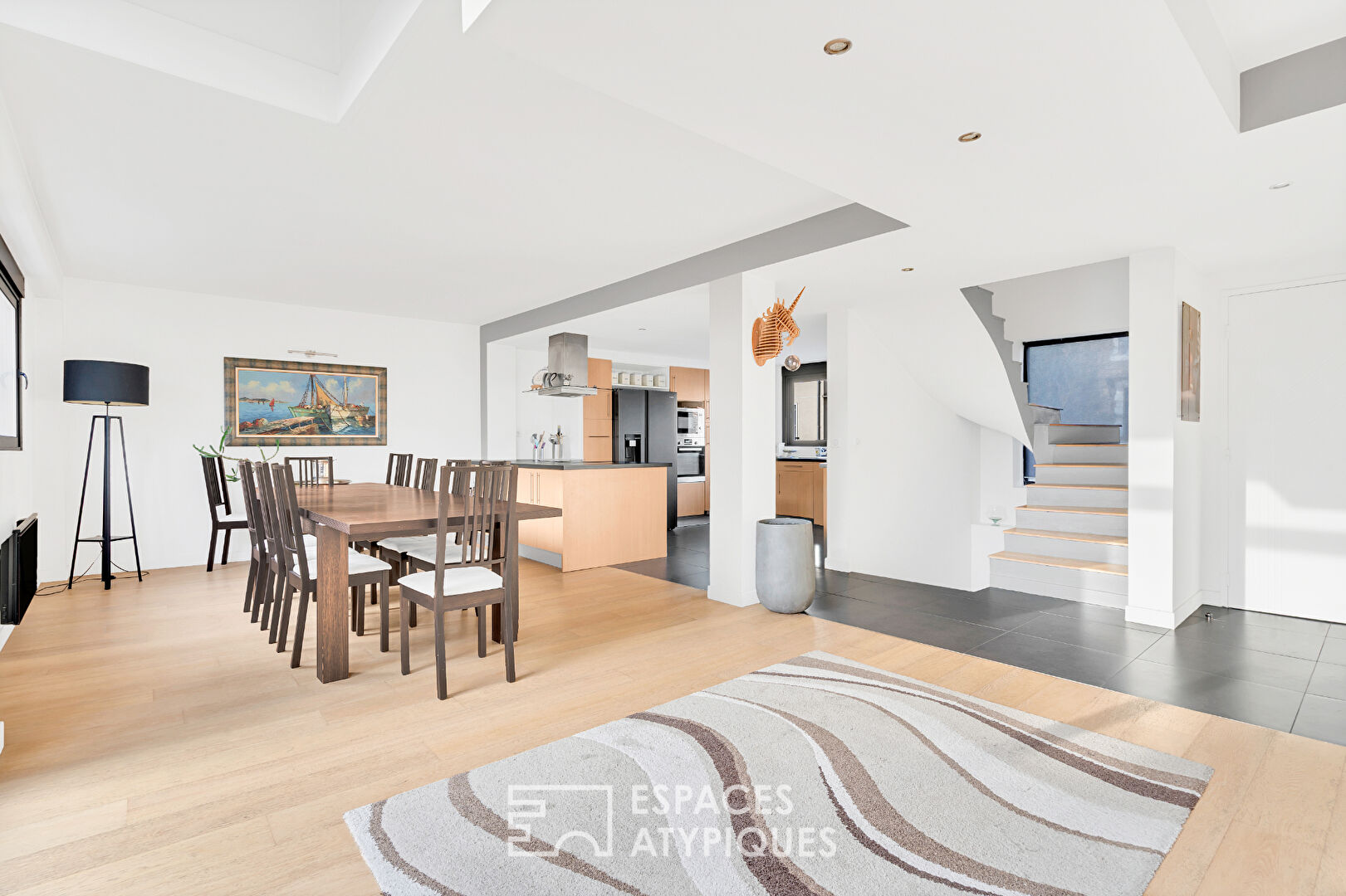 Maison familiale avec jardin et bureau indépendant dans le quartier des Fleurs