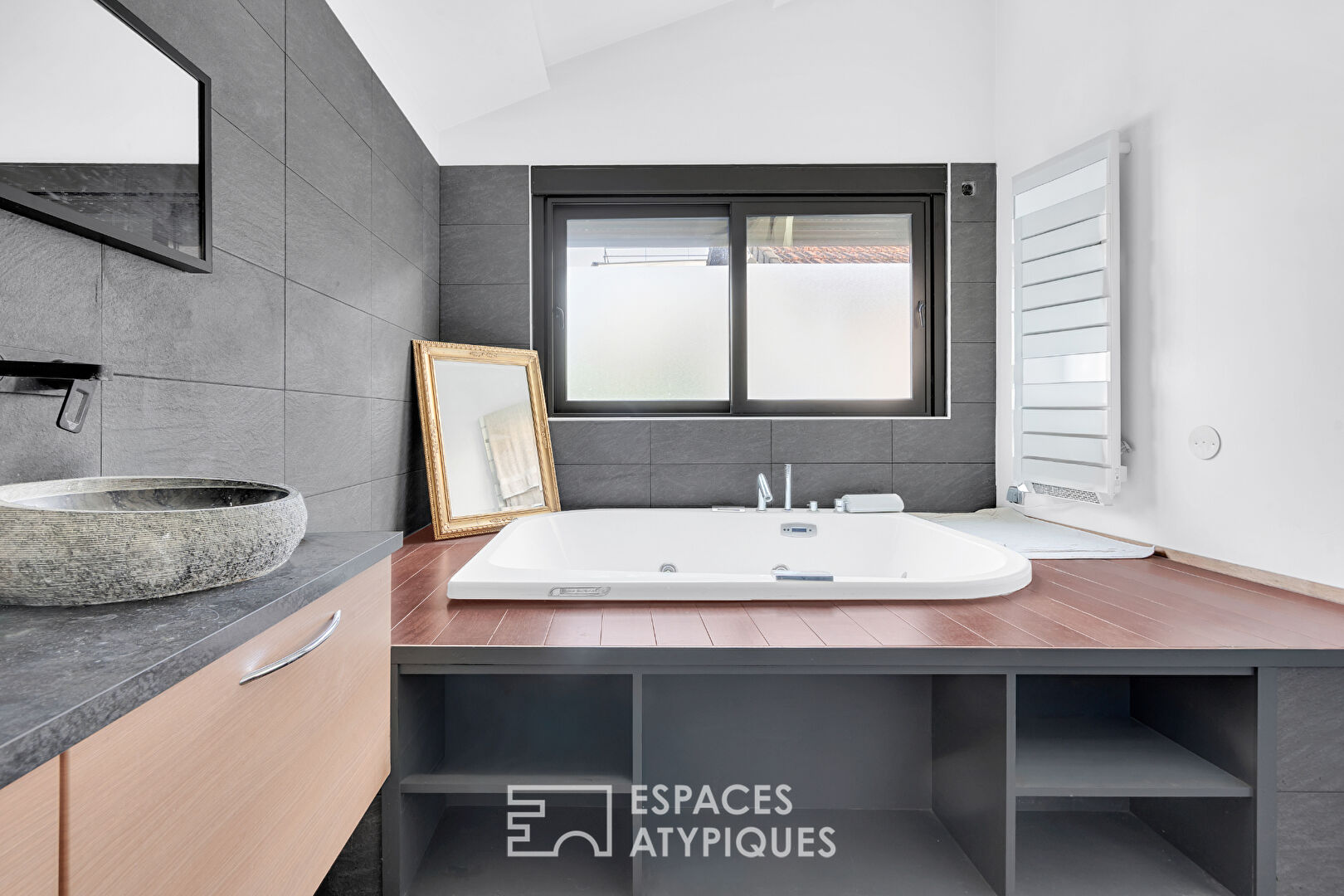 Maison familiale avec jardin et bureau indépendant dans le quartier des Fleurs