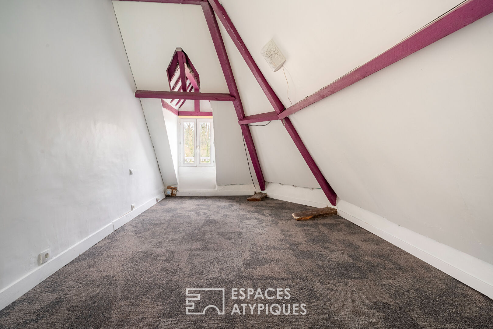 Maison d&rsquo;époque avec berge et jardin privatifs au bord de l&rsquo;Yerres.