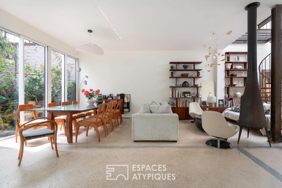 Loft avec piscine intérieure et appartements à usage mixte