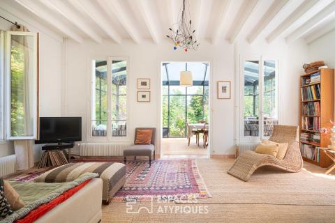 Maison avec véranda et parc arboré sur l&rsquo;île Fanac