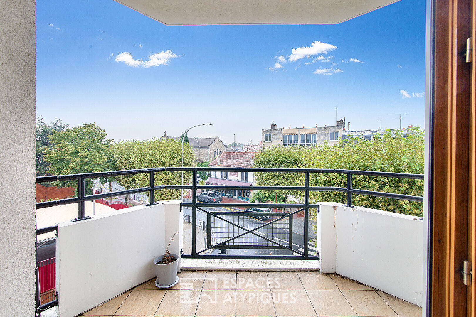 Appartement familial avec balcon et vue dégagée