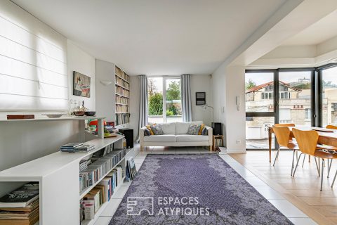 Maison d’architecte avec terrasse et jardin au calme absolu