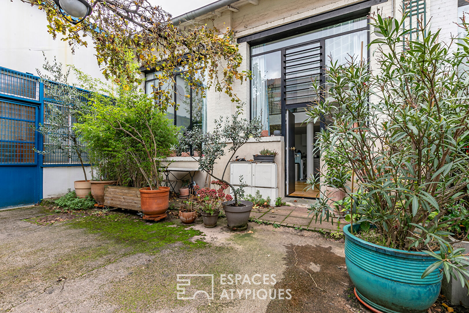 Loft comme une maison dans une ancienne usine