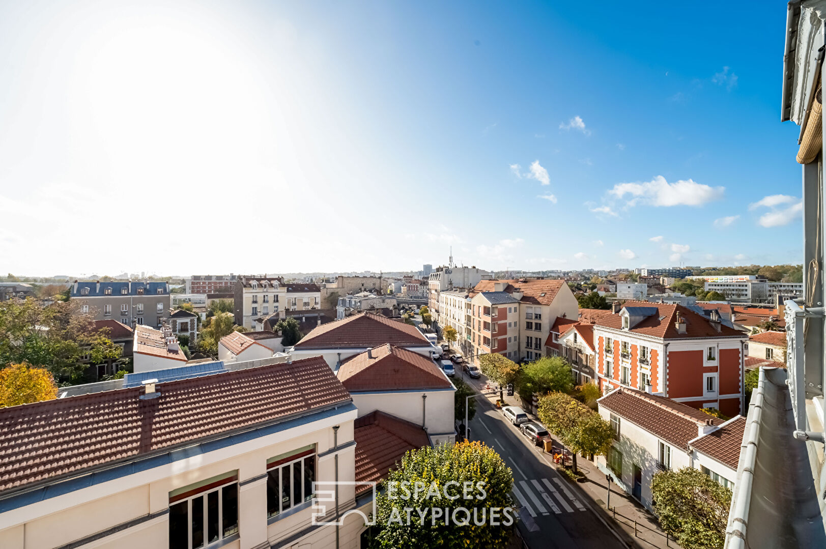 Bright top floor with view