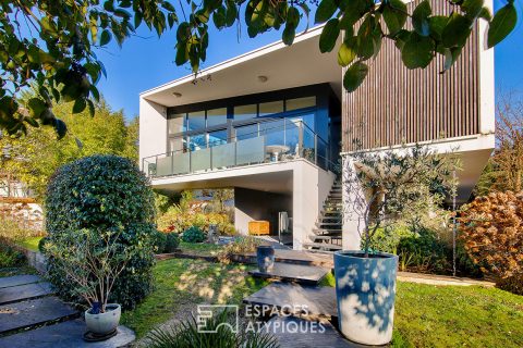 Architect’s house levitating