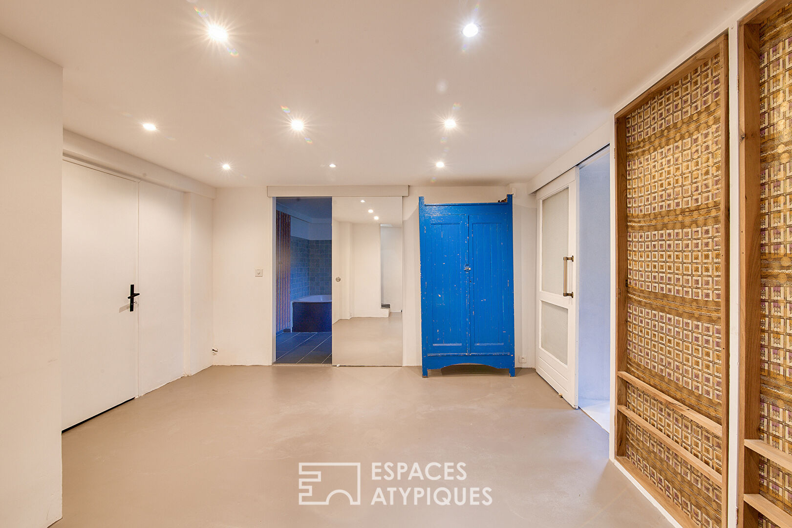 Renovated millstone with garden and workshop