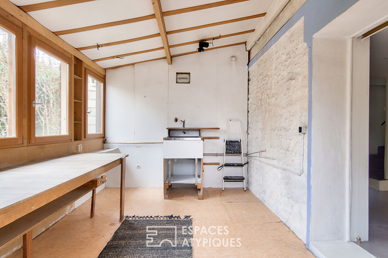 Renovated millstone with garden and workshop