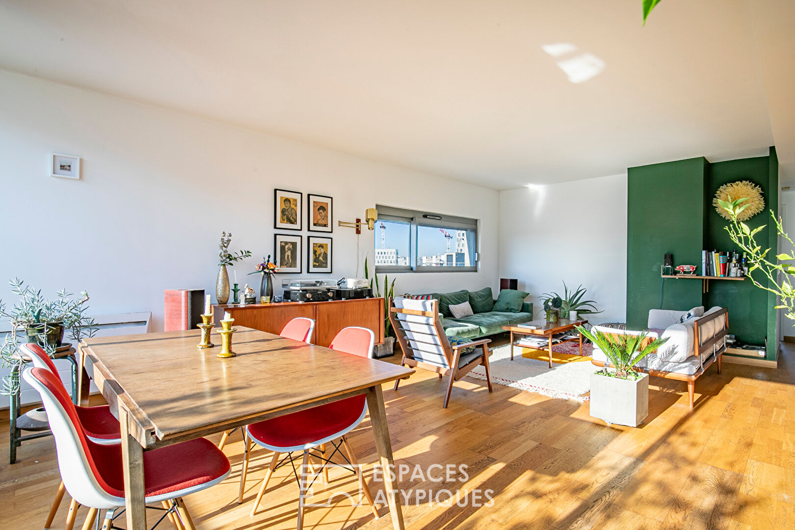 Panoramic apartment with terrace