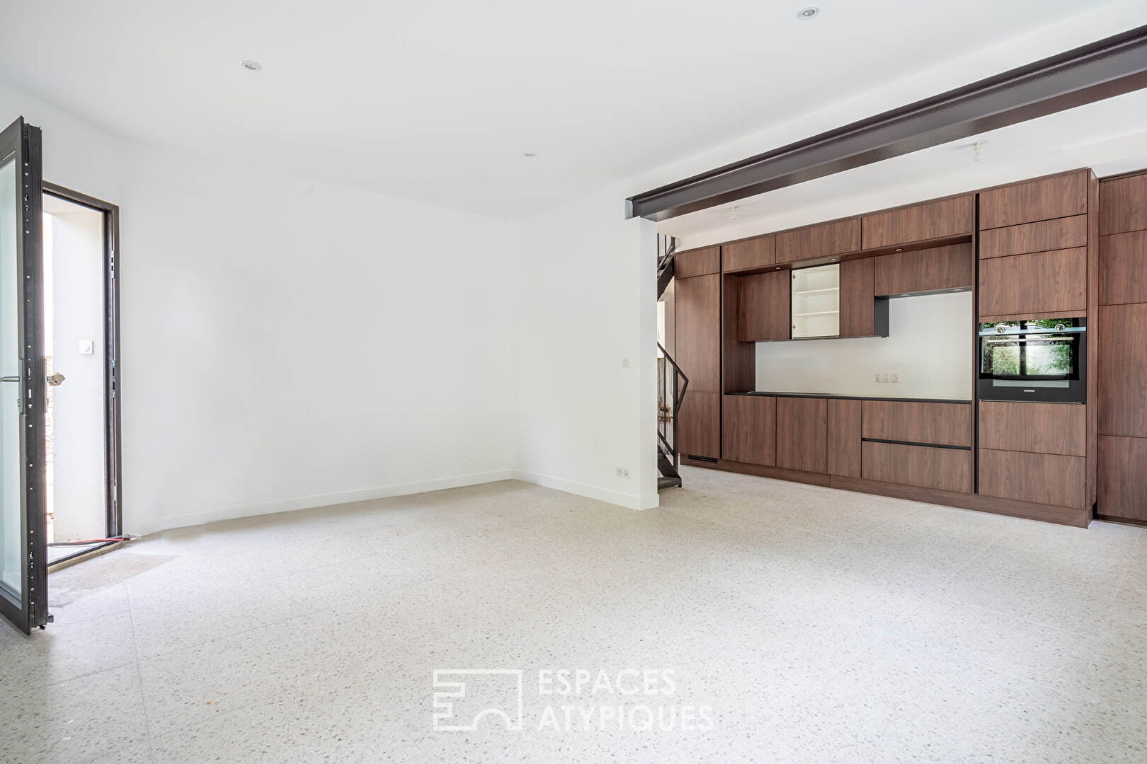 Duplex avec jardin, esprit maison en plein Charentonneau