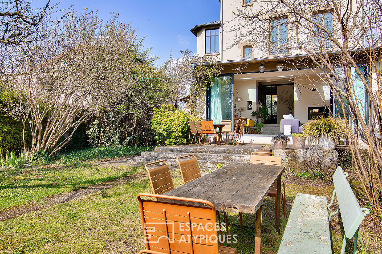 Rare maison familiale avec jardin à deux pas de l’Ile sainte Catherine