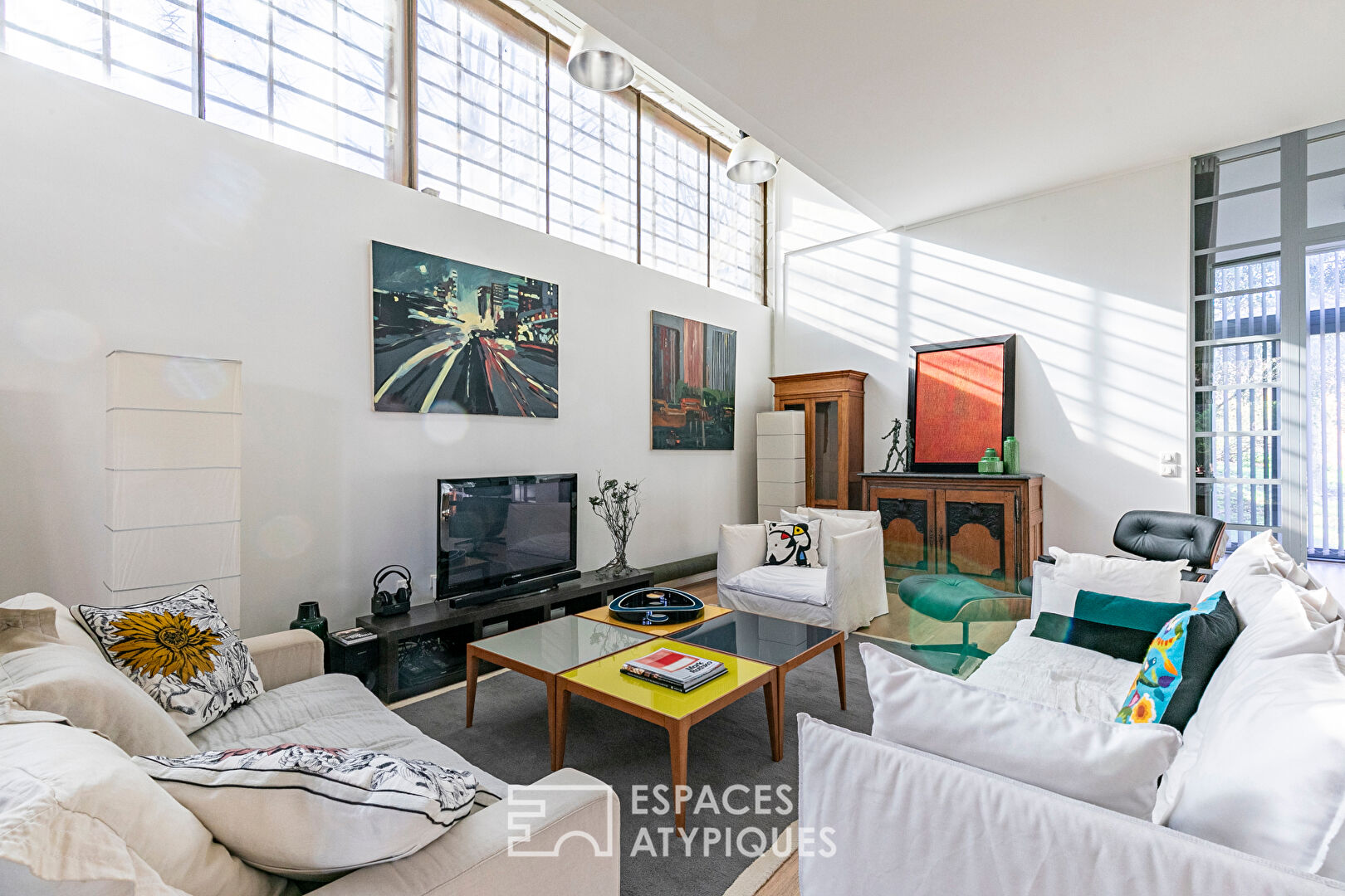 Loft convivial avec terrasse et son oasis de verdure