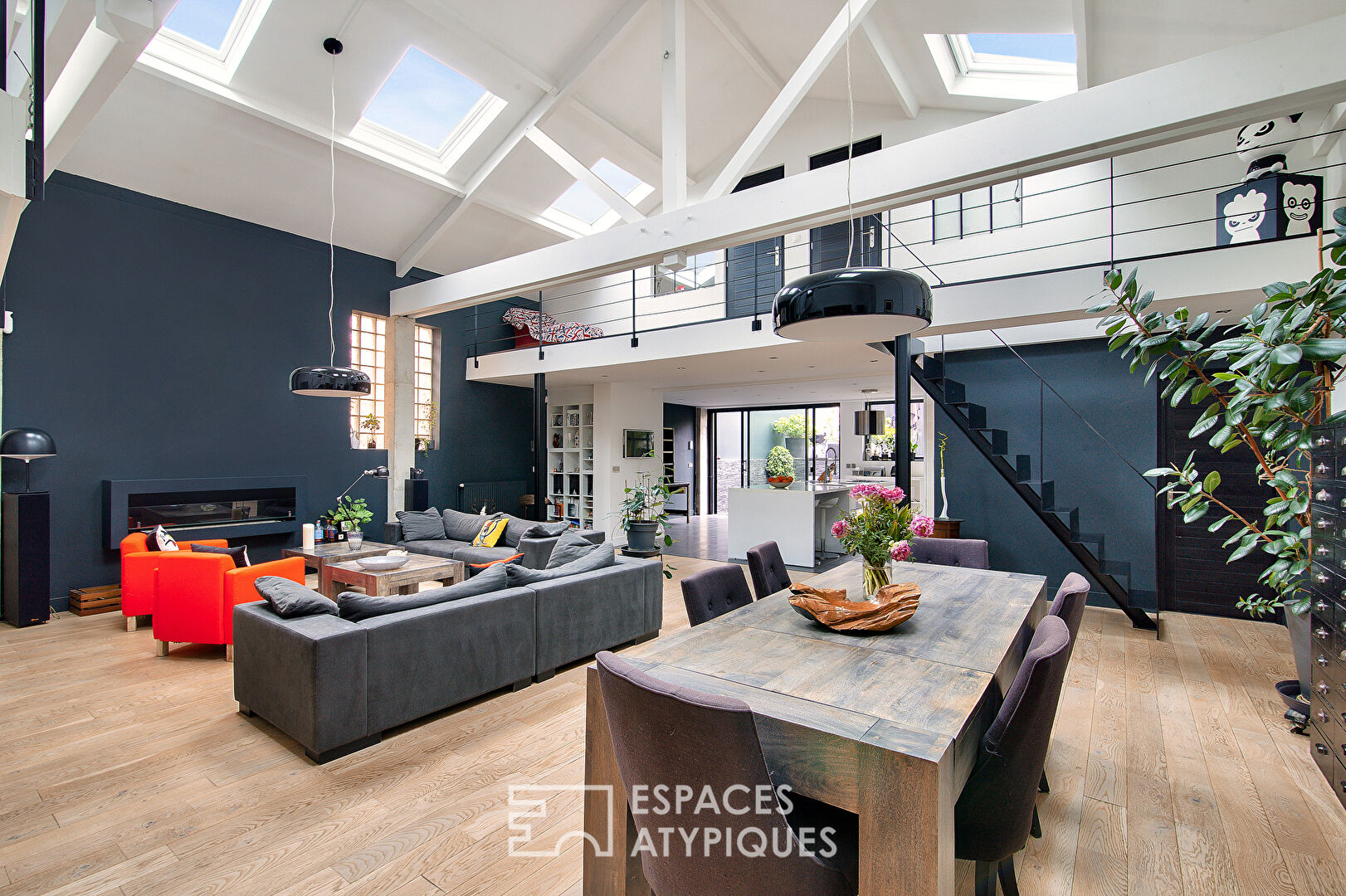 Old carpentry renovated into a Loft