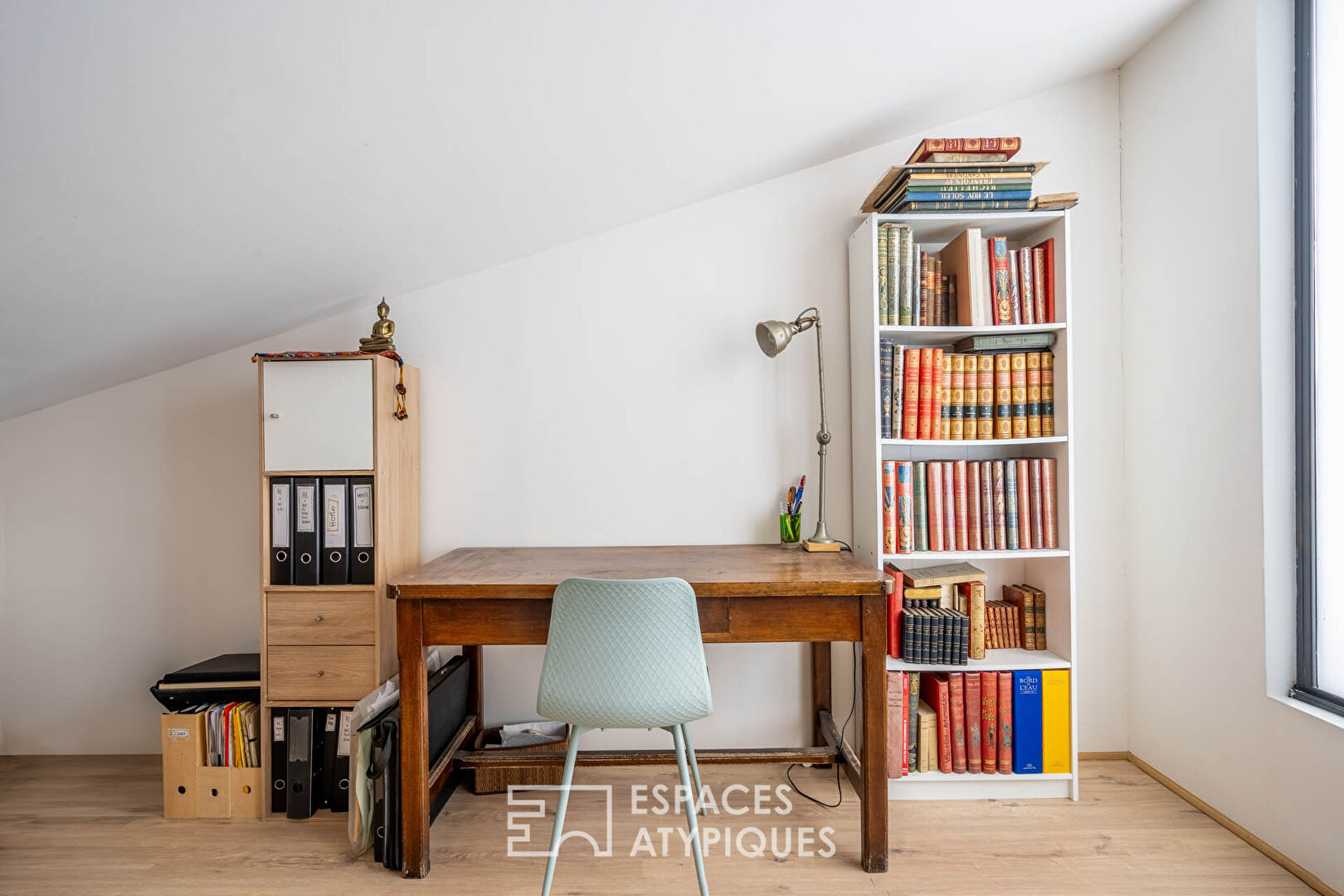 Loft type house with garden