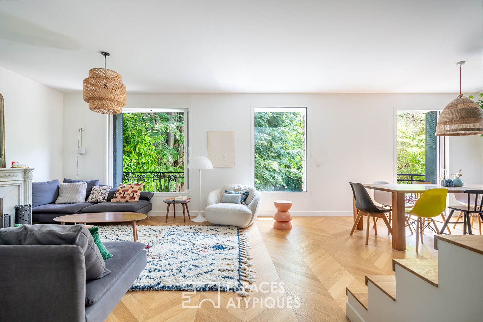 Meulière et contemporaine, rénovée par architecte, en bord de Marne