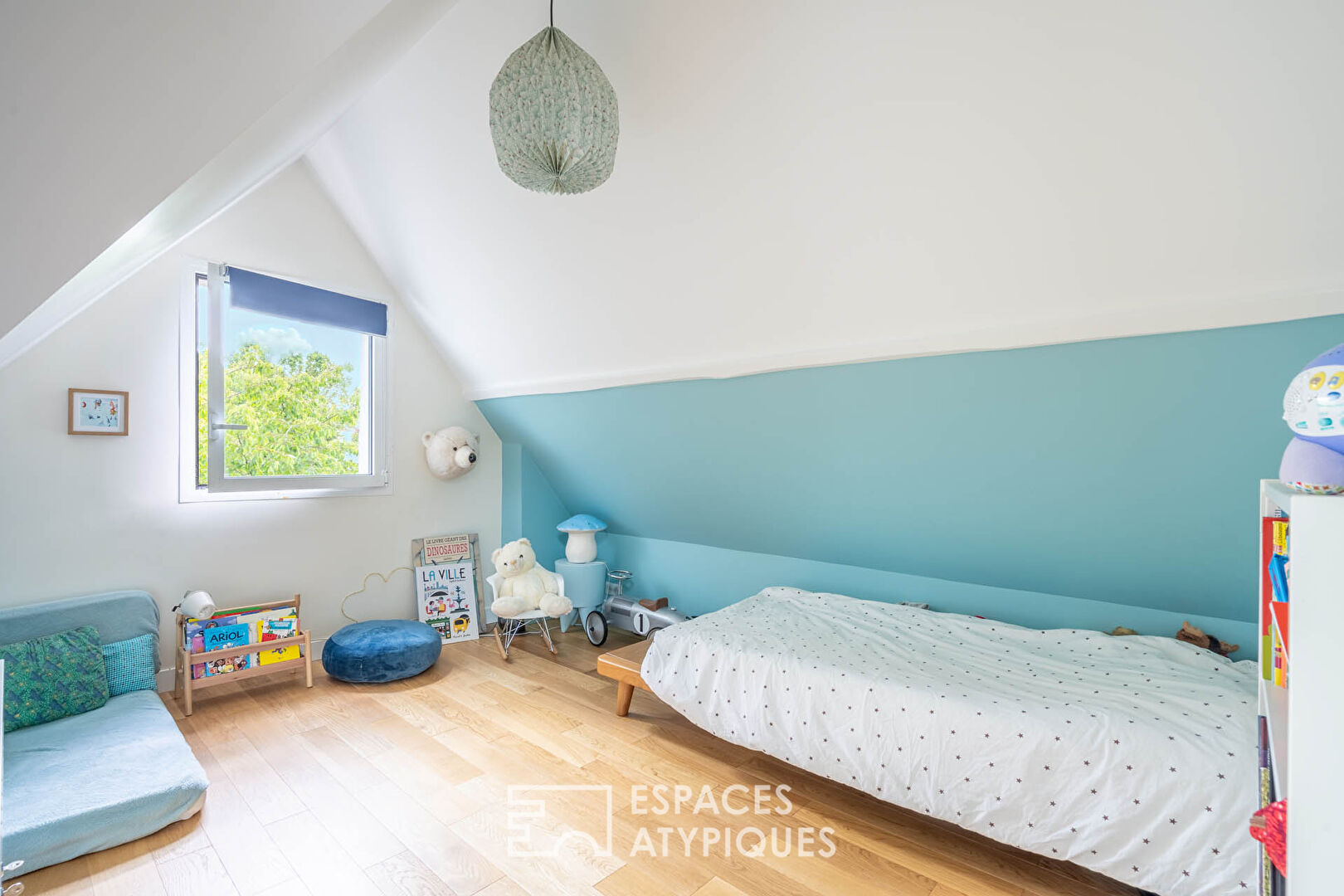 Meulière et contemporaine, rénovée par architecte, en bord de Marne