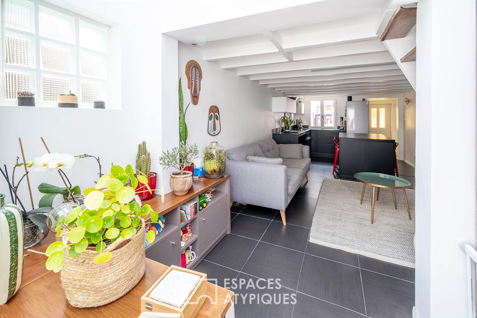 Maison de ville rénovée avec terrasse