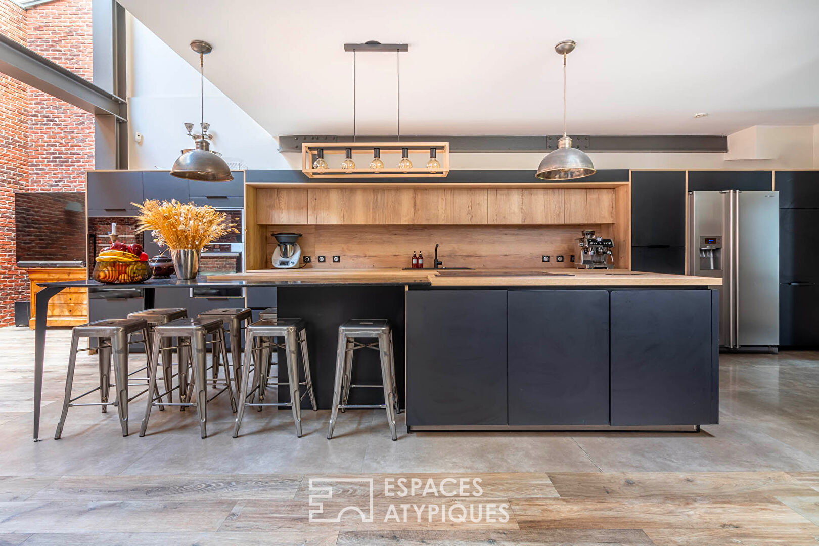 Loft with glass roof and rooftop a stone’s throw from the banks of the Marne