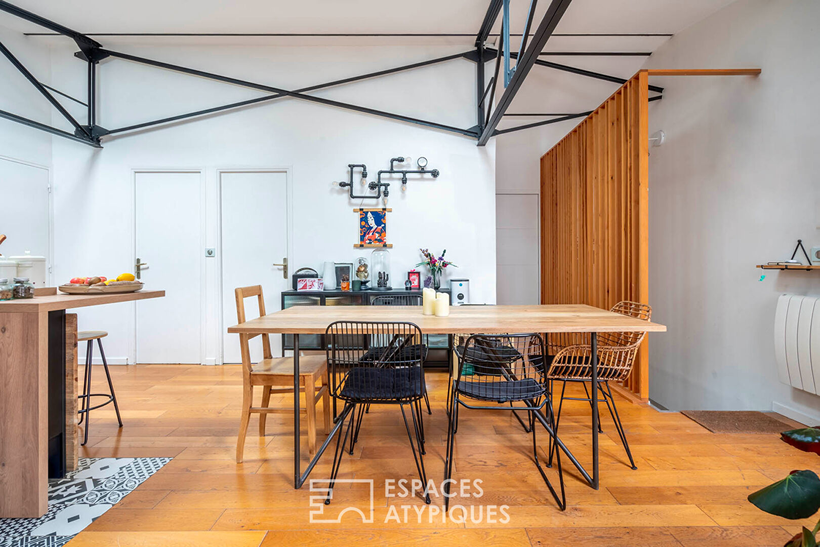 Loft-style apartment with balcony in a renovated former factory