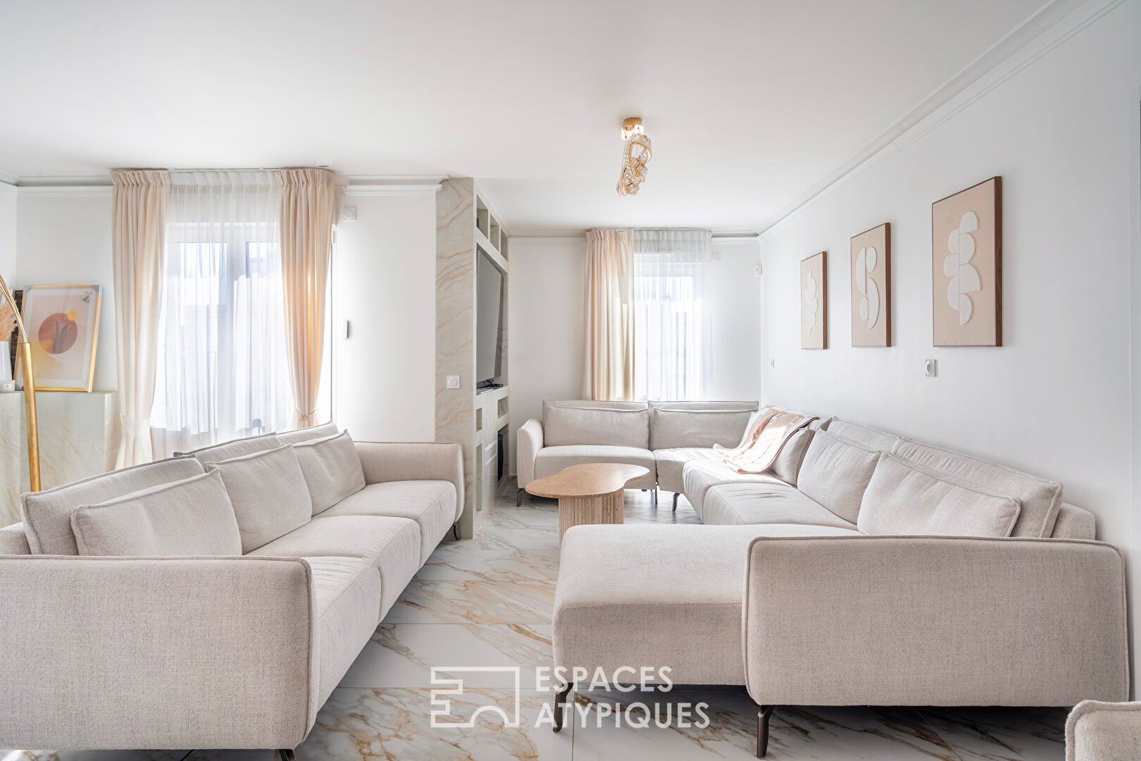 Sculptural Penthouse at the Gates of Paris, Between Sky and Elegance