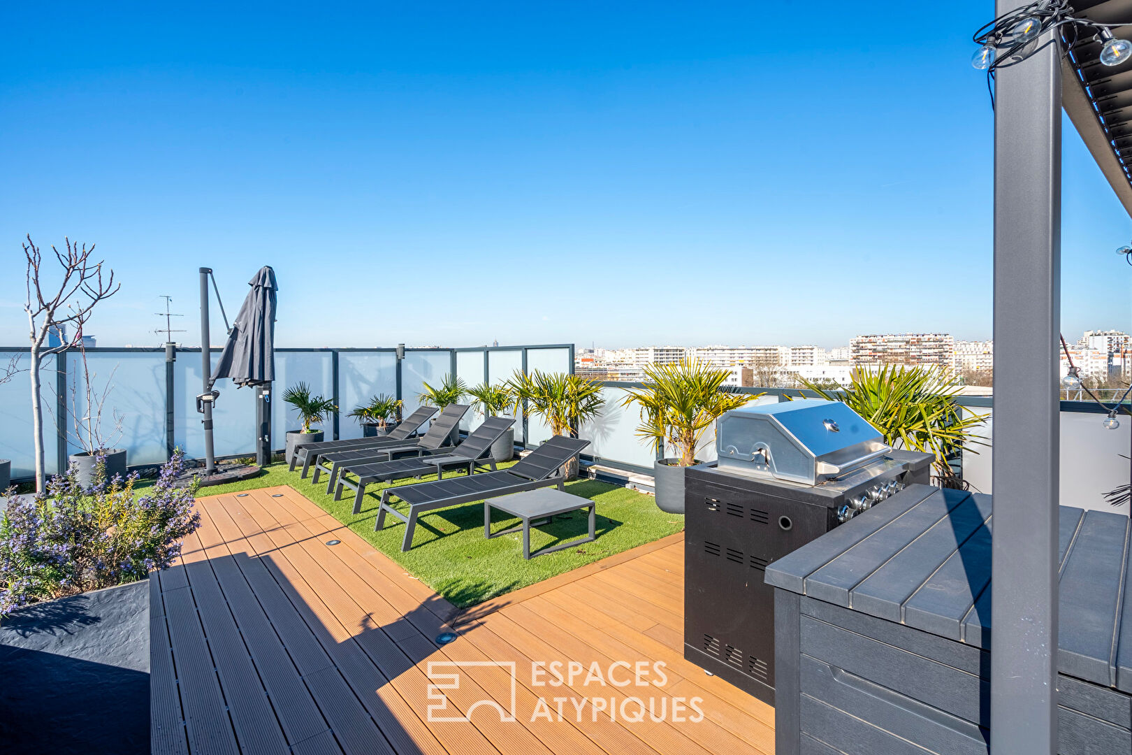Sculptural Penthouse at the Gates of Paris, Between Sky and Elegance