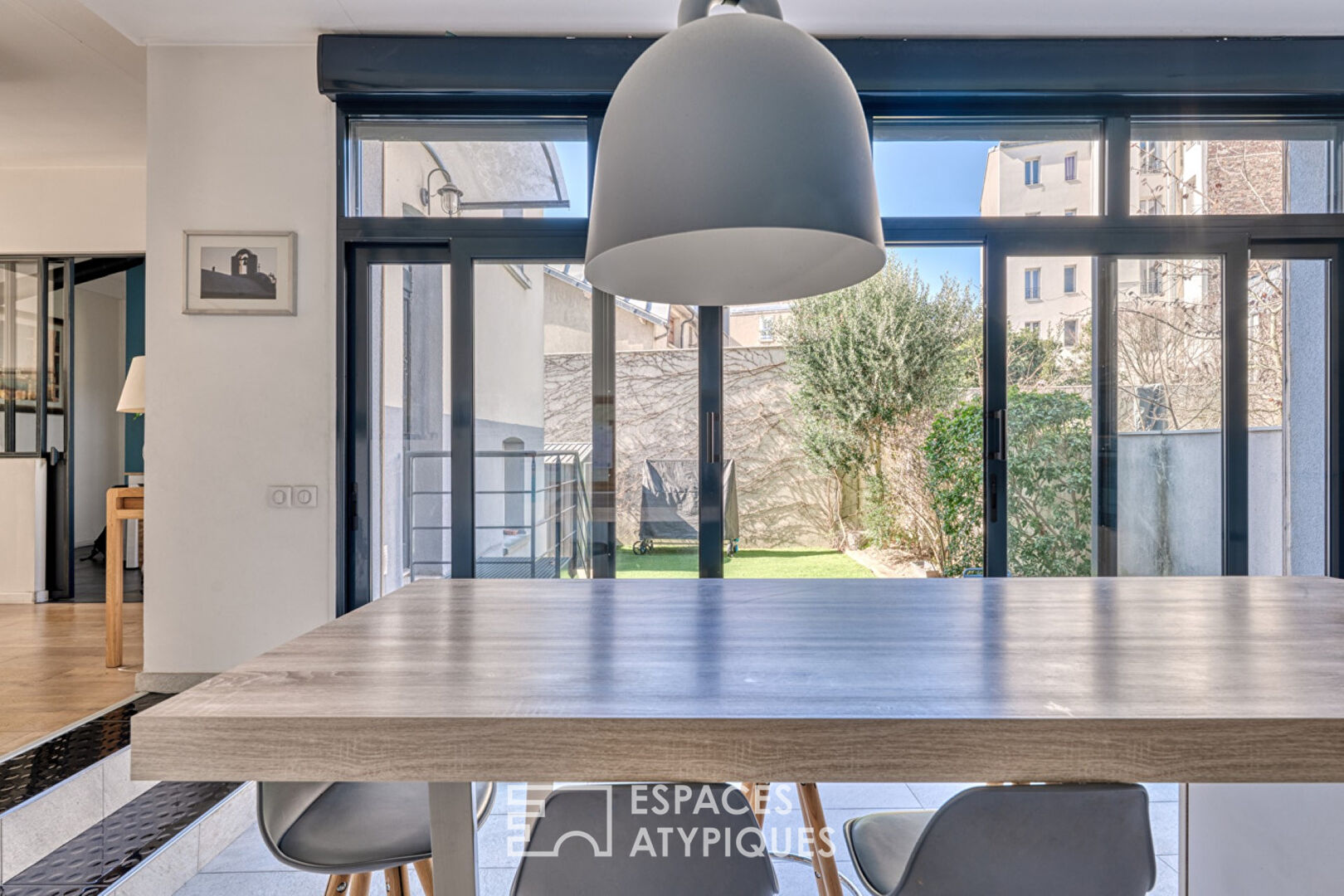 Maison avec jardin et terrasse